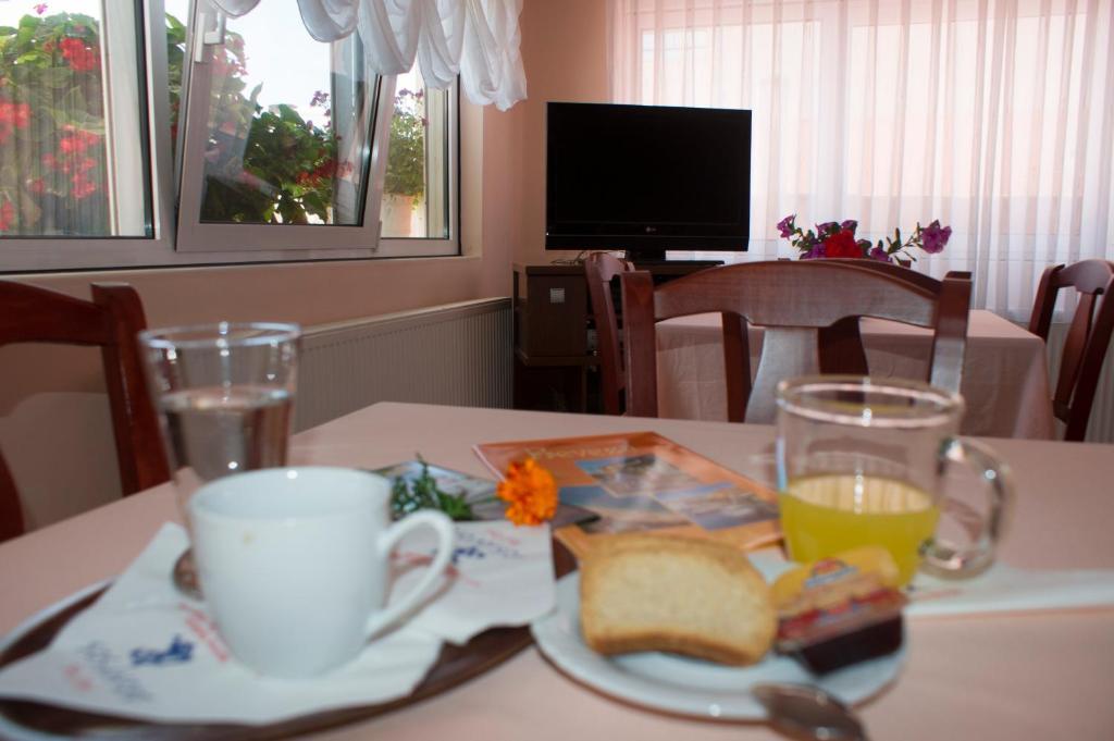Dionisos Hotel Митикас Экстерьер фото