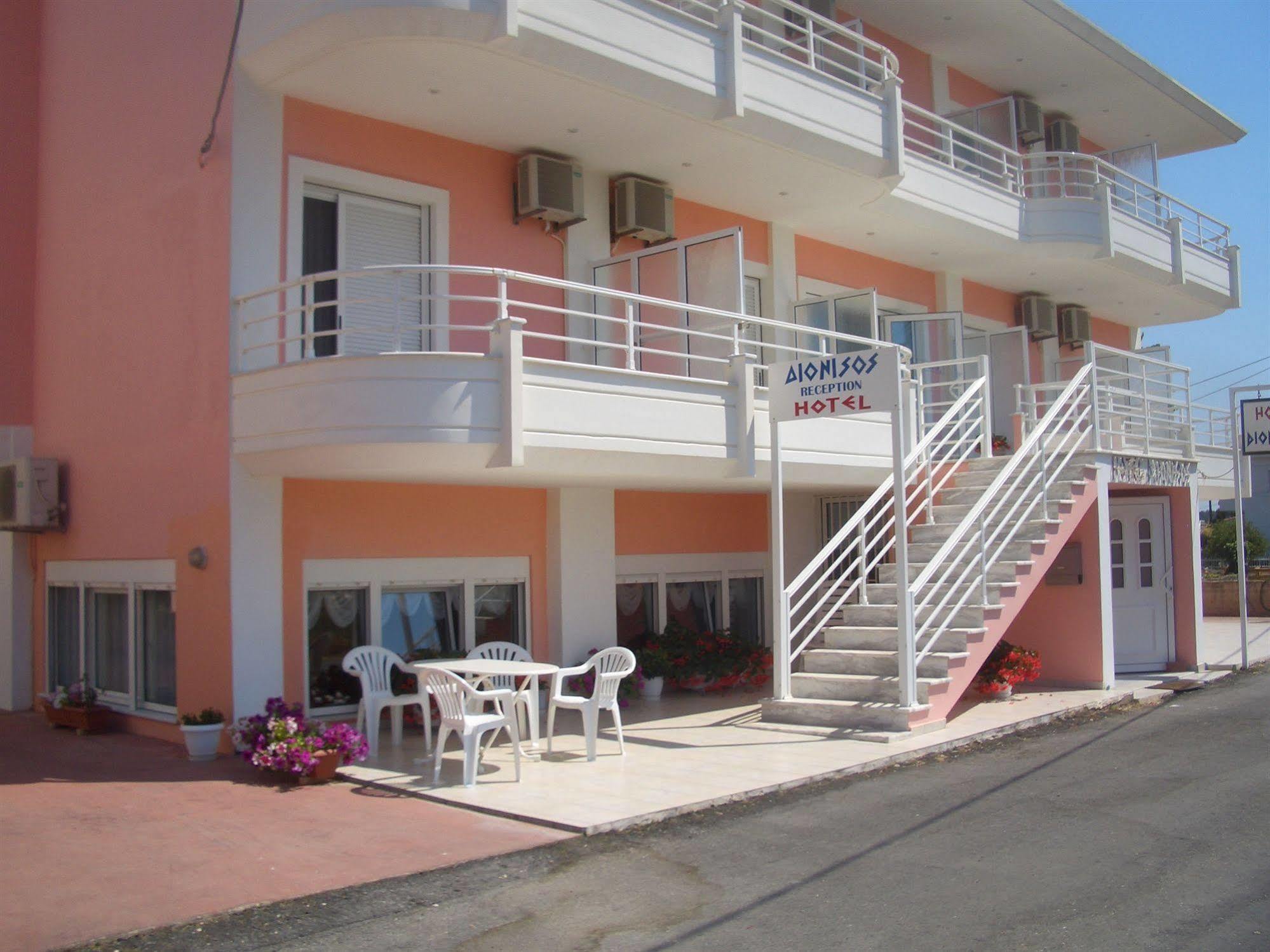 Dionisos Hotel Митикас Экстерьер фото