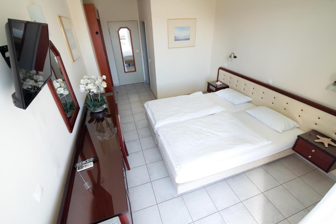 Dionisos Hotel Митикас Экстерьер фото