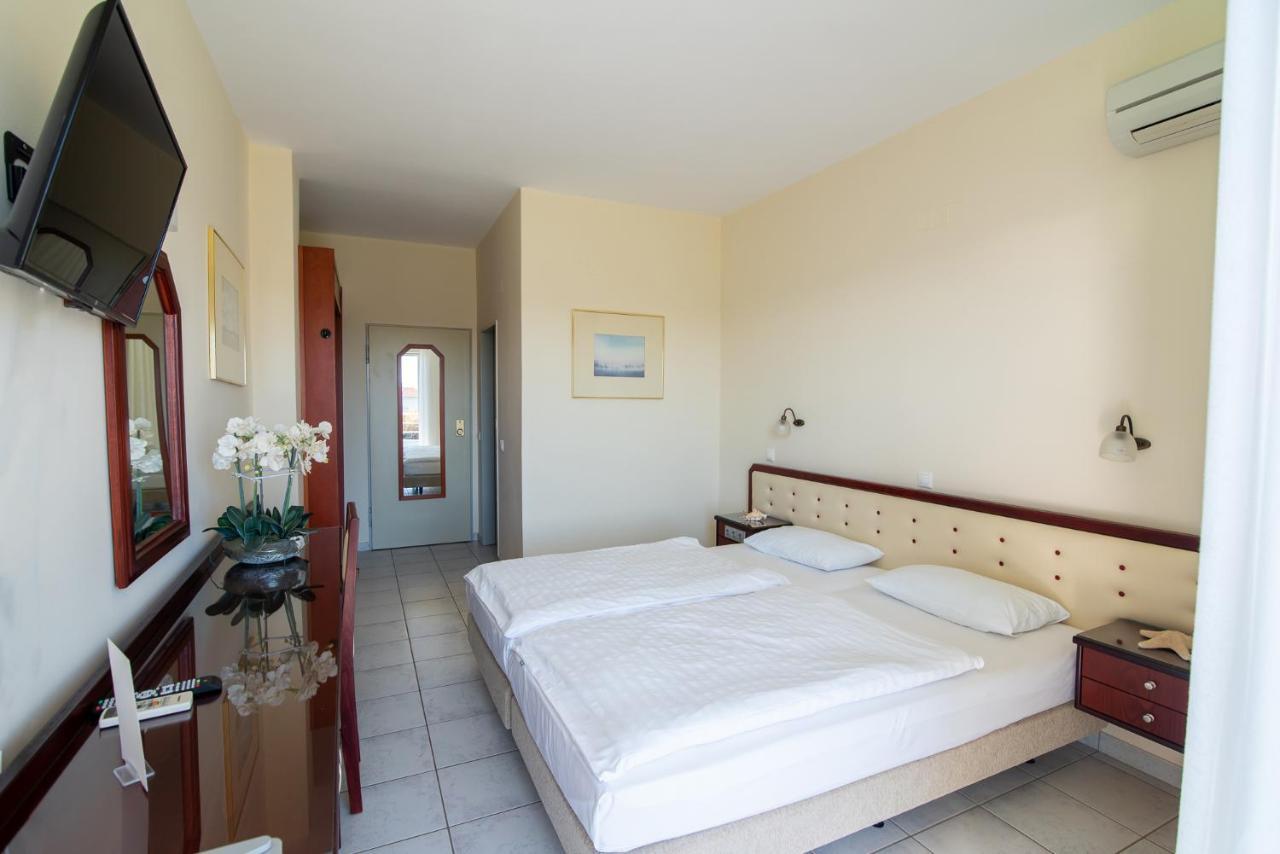 Dionisos Hotel Митикас Экстерьер фото